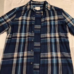 American Eagle Blue stripped flannel